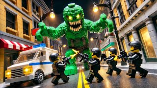 Giant Zombie Arena and humans | LEGO SWAT Police